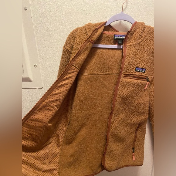 Women’s Patagonia Retro Pile Hoodie - Picture 4 of 5